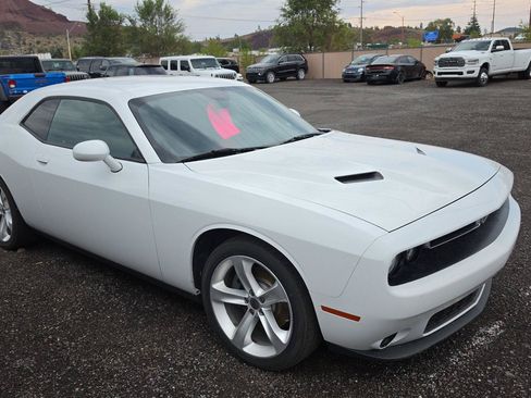 Certified 2017 Dodge Challenger R/T RWD image 2