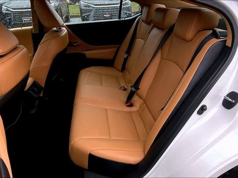 Certified 2025 Lexus ES 350 w/ Premium Package image 21