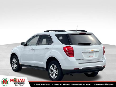 Used 2017 Chevrolet Equinox LT w/ Convenience Package AWD/4WD image 4