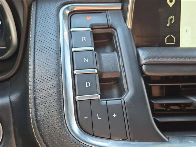 Certified 2023 GMC Yukon XL AT4 AWD/4WD image 12