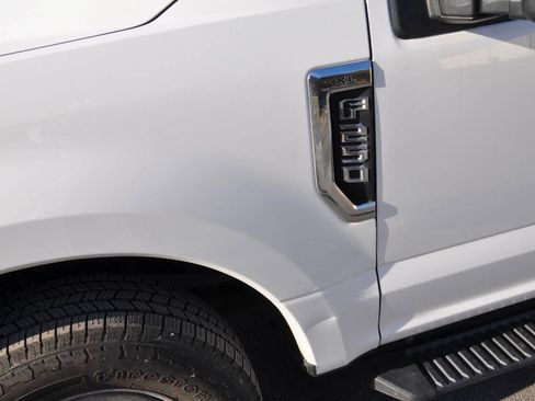 Used 2021 Ford F250 XL w/ Power Equipment Group RWD image 34