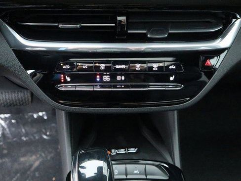 New 2026 Buick Envista Avenir image 36