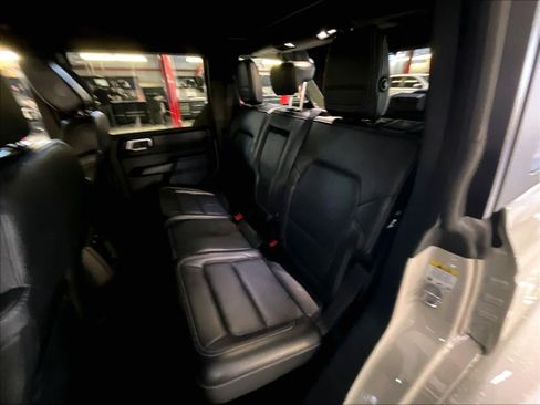 Used 2025 Ford Bronco Outer Banks image 15