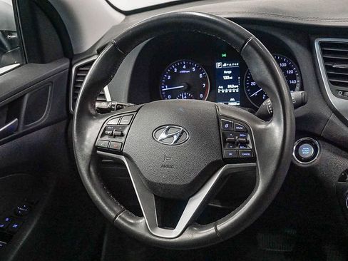 Used 2017 Hyundai Tucson Limited w/ Limited Ultimate Package 03 FWD image 17