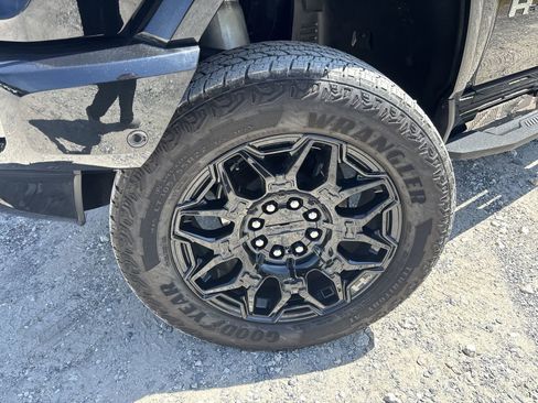 Used 2024 GMC Hummer EV 2X image 10