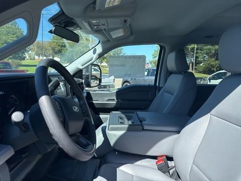New 2026 Ford F350 XL w/ 360-Degree Camera Package image 21