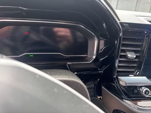 Used 2024 GMC Sierra 1500 Elevation w/ Elevation Premium Package image 7