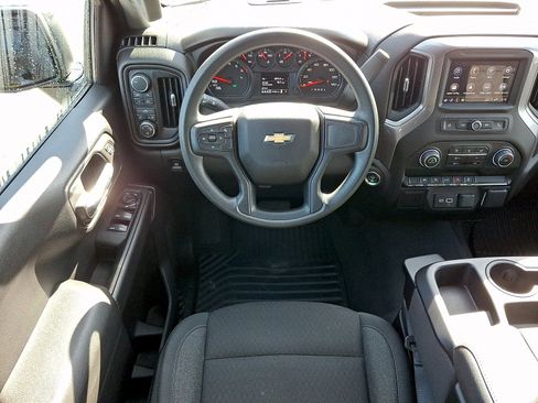 Used 2025 Chevrolet Silverado 1500 Custom AWD/4WD image 10