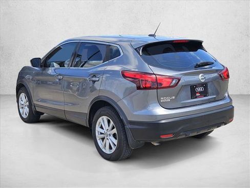 Used 2019 Nissan Rogue Sport S w/ Appearance Package FWD image 7