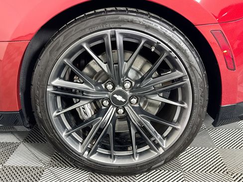 Used 2018 Chevrolet Camaro ZL1 image 32