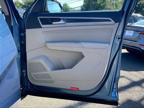 Used 2019 Volkswagen Atlas SE w/ Panoramic Sunroof Package AWD/4WD image 28