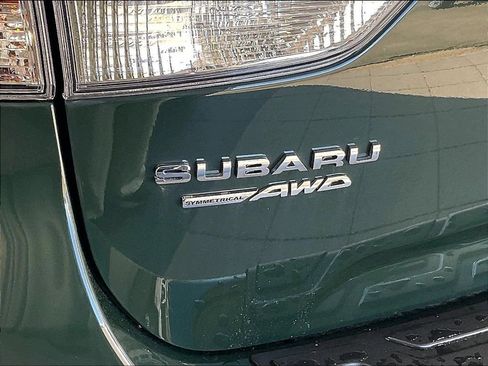 Used 2024 Subaru Forester Touring AWD/4WD image 29