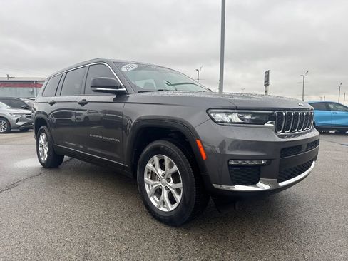 Used 2023 Jeep Grand Cherokee L Limited w/ Luxury Tech Group II image 9