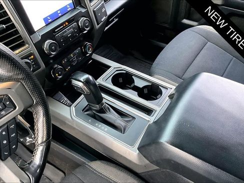 Used 2020 Ford F150 Raptor image 18