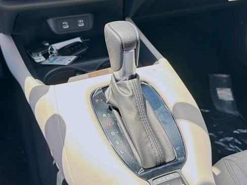 New 2026 Honda HR-V LX image 15