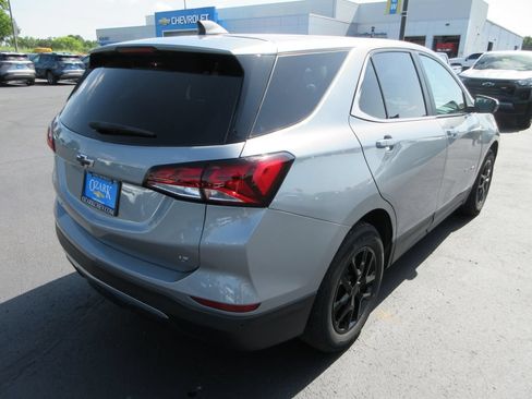 Used 2024 Chevrolet Equinox LT w/ LPO, Floor Liner Package FWD image 5