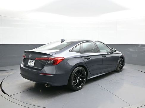 Certified 2023 Honda Civic Sport image 6