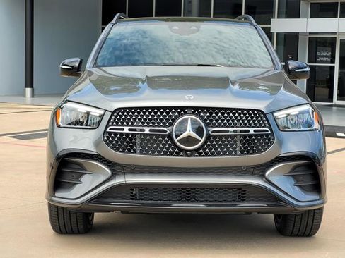 New 2025 Mercedes-Benz GLE 580 4MATIC image 2
