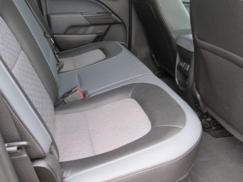 Used 2016 Chevrolet Colorado Z71 image 8