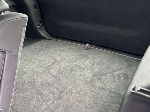 Used 2025 Chevrolet Equinox LT w/ Convenience Package II image 60