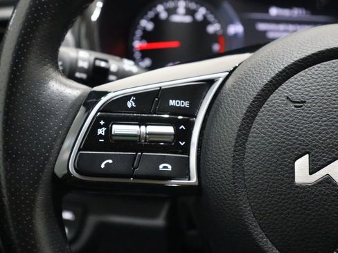 Used 2022 Kia Seltos SX image 25