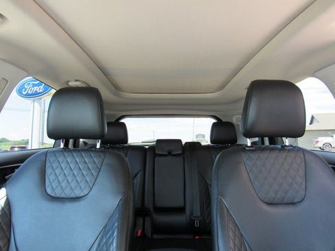 Used 2024 Ford Edge Titanium w/ Equipment Group 301A AWD/4WD image 31