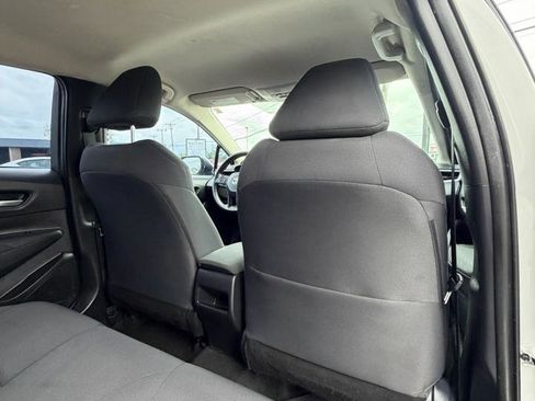 Used 2021 Toyota Corolla LE FWD image 15