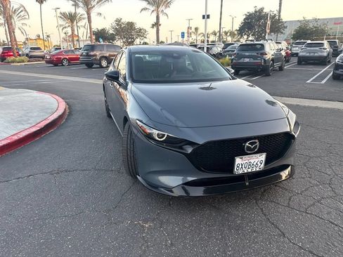 Used 2021 MAZDA MAZDA3 Hatchback w/Premium Plus Pkg AWD/4WD image 37