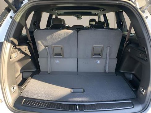 New 2025 Jeep Grand Cherokee L Altitude image 15