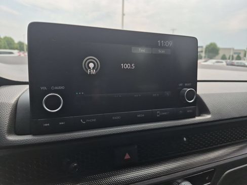 Certified 2025 Honda CR-V Sport image 18