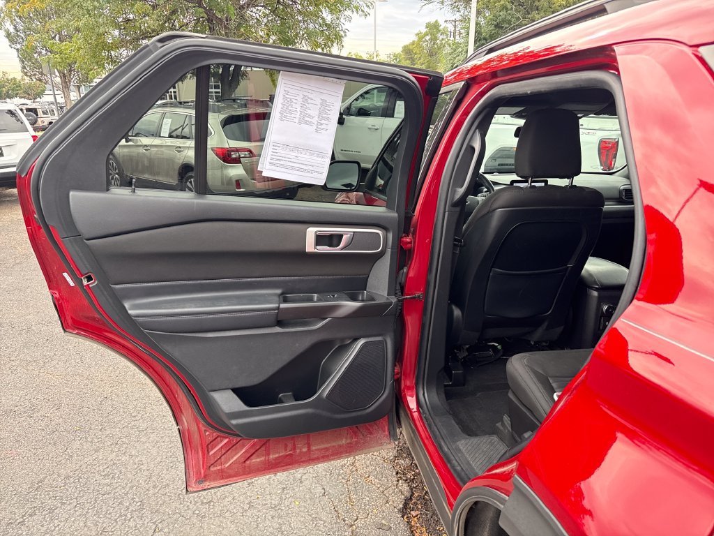 Certified 2020 Ford Explorer XLT RWD image 17