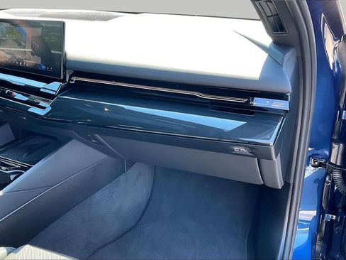 Certified 2026 BMW 530i RWD image 19