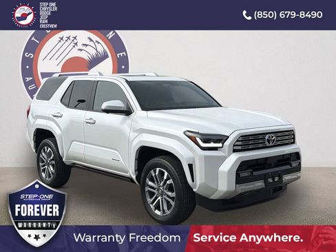 Used 2025 Toyota 4Runner Limited image 1