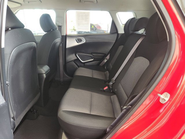 Used 2021 Kia Soul LX FWD image 17