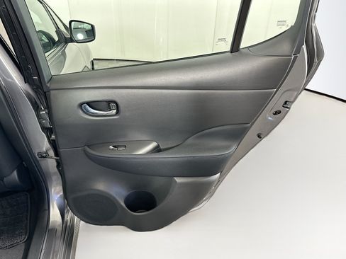 Used 2022 Nissan Leaf S FWD image 28