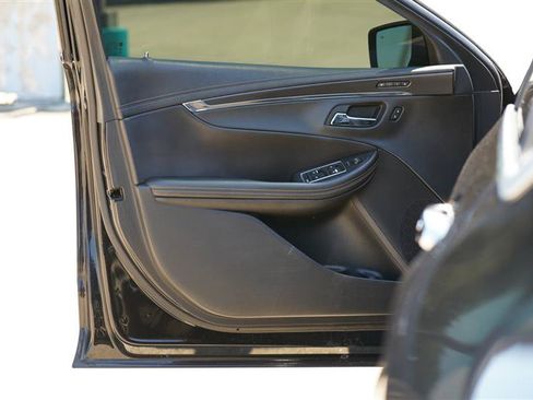 Used 2017 Chevrolet Impala Premier FWD image 39