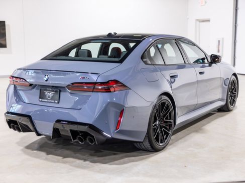 Used 2026 BMW M5 w/ Executive Package AWD/4WD image 9