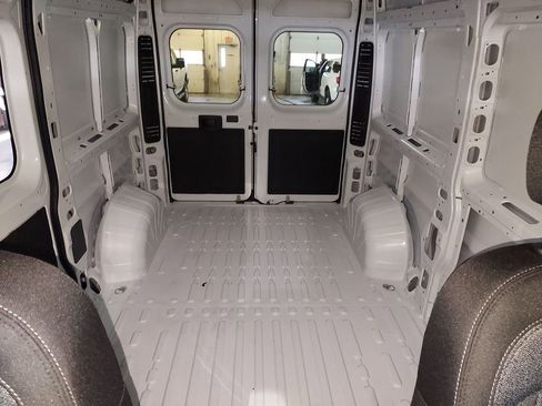 New 2026 RAM ProMaster 2500 w/ Premium Convenience Group image 13