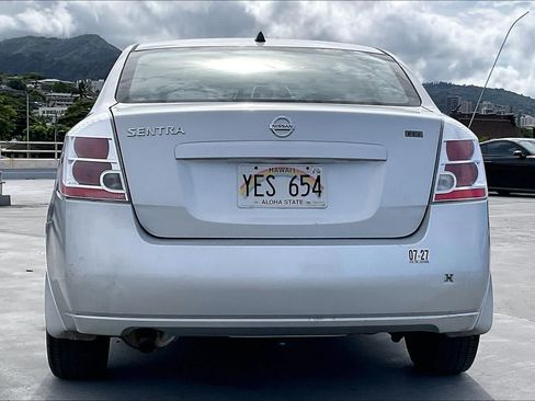 Used 2009 Nissan Sentra 2.0 S FE+ w/ Convenience Plus Pkg FWD image 5
