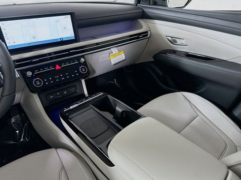 New 2026 Hyundai Tucson Limited image 25