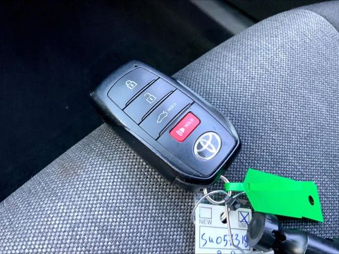 Used 2025 Toyota Camry LE FWD image 14