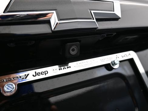 Used 2020 Chevrolet Suburban LT image 41