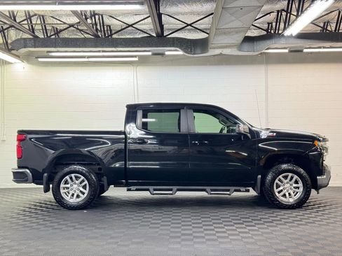 Used 2020 Chevrolet Silverado 1500 LT w/ All-Star Edition image 4