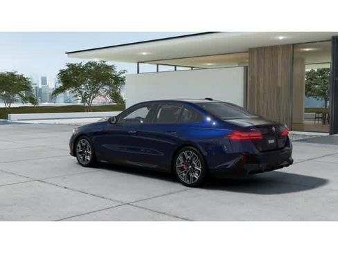 New 2026 BMW 540i xDrive w/ Executive Package image 2