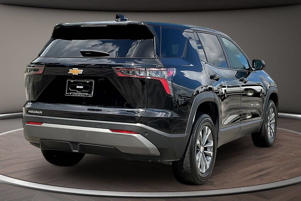 Used 2025 Chevrolet Equinox LT FWD image 6