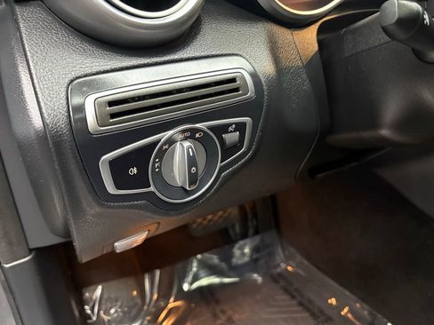 Used 2021 Mercedes-Benz C 300 Sedan image 33
