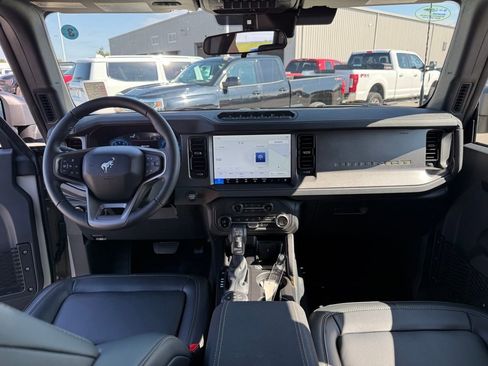New 2025 Ford Bronco Badlands AWD/4WD image 10