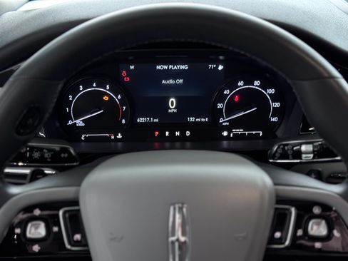 Used 2022 Lincoln Corsair FWD image 12