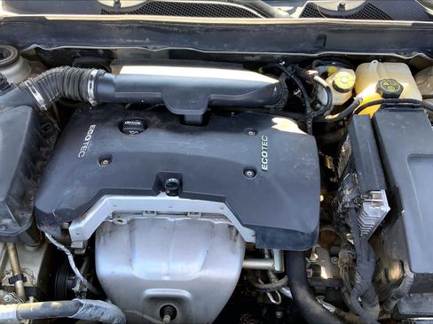 Used 2016 Chevrolet Malibu LT FWD image 29