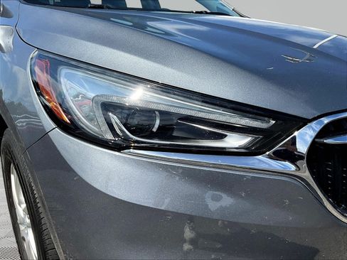 Used 2018 Buick Enclave Essence FWD image 32